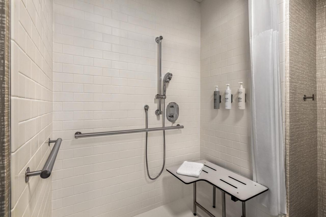 Hampton Inn & Suites San Mateo-San Francisco Airport Extérieur photo